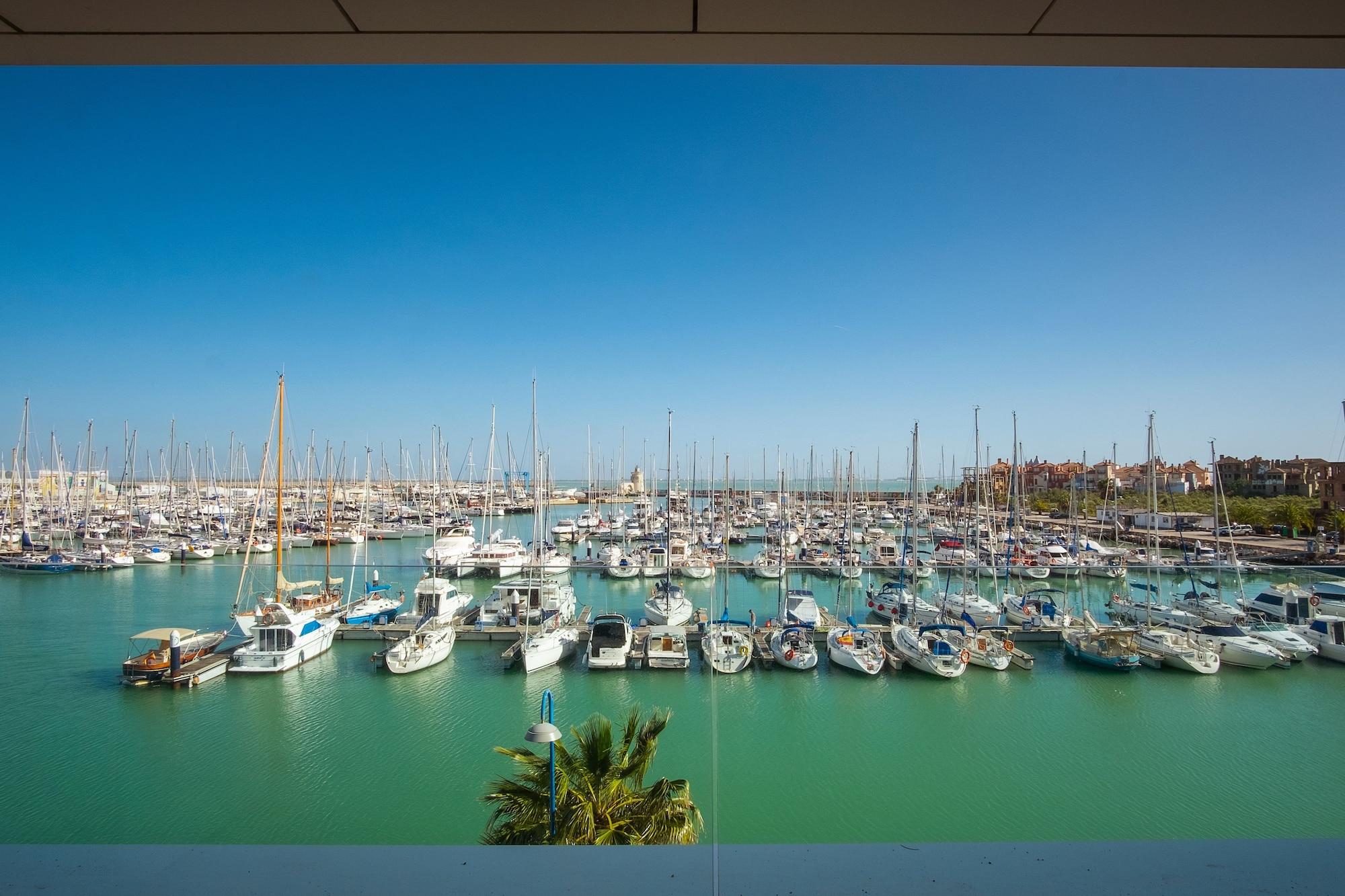 Suites Puerto Sherry El Puerto de Santa María Eksteriør billede